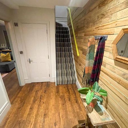 Stunning Brighton Seaside 2-Bedroom Townhouse With Patio, Sleeps 6 Exterior foto