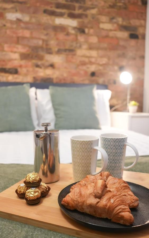 Stunning Brighton Seaside 2-Bedroom Townhouse With Patio, Sleeps 6 Exterior foto