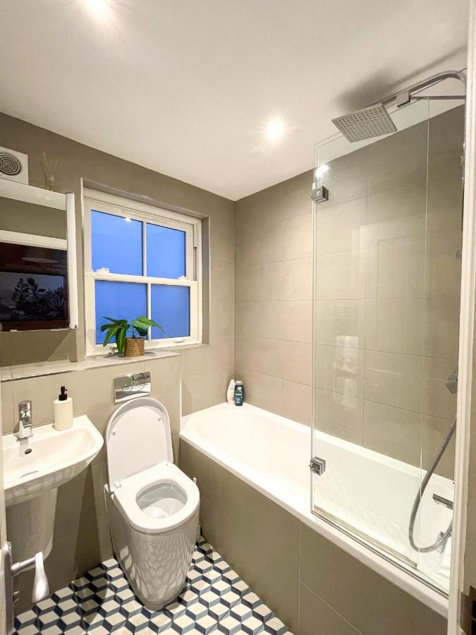 Stunning Brighton Seaside 2-Bedroom Townhouse With Patio, Sleeps 6 Exterior foto