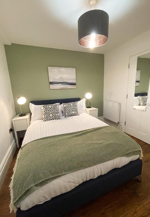 Stunning Brighton Seaside 2-Bedroom Townhouse With Patio, Sleeps 6 Exterior foto